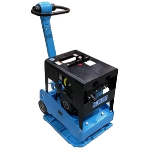Виброплита бензиновая реверсивная ROBUST CPC-310H