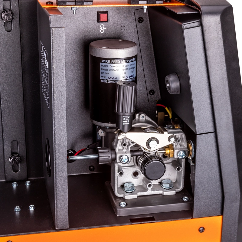 Сварочный полуавтомат Foxweld INVERMIG 250 Compact (230V)