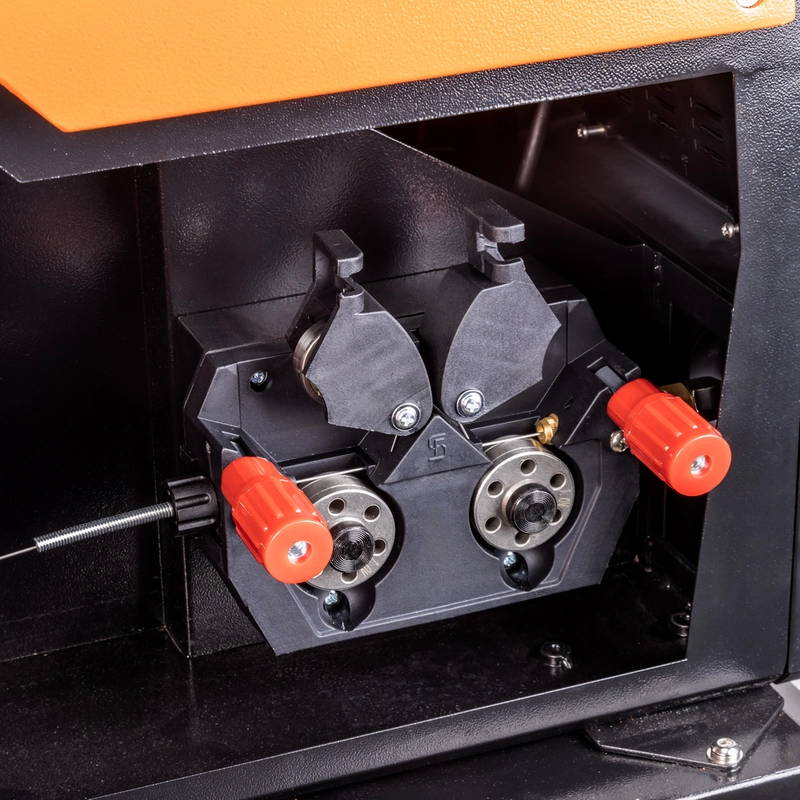 Аппарат для ручной лазерной сварки, резки и очистки Foxweld LASER 1500-4-МТ AIR
